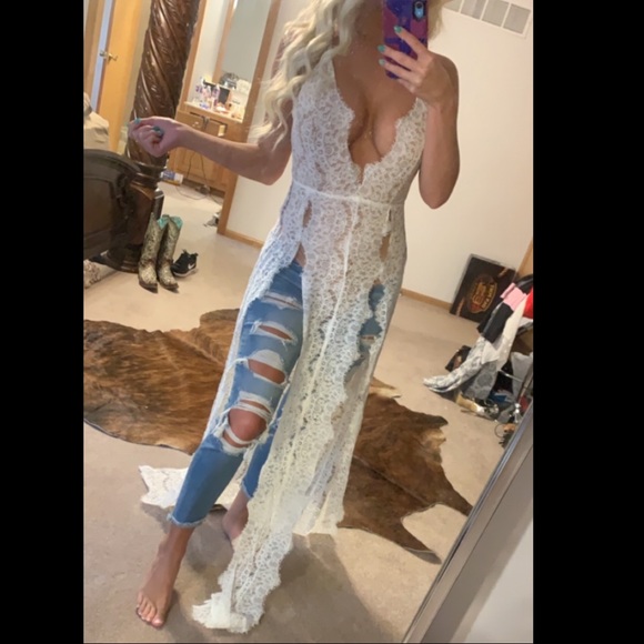 White lace dress / Long top - Picture 1 of 2